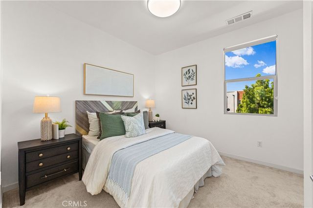 129 Terrapin, Irvine, CA 92618