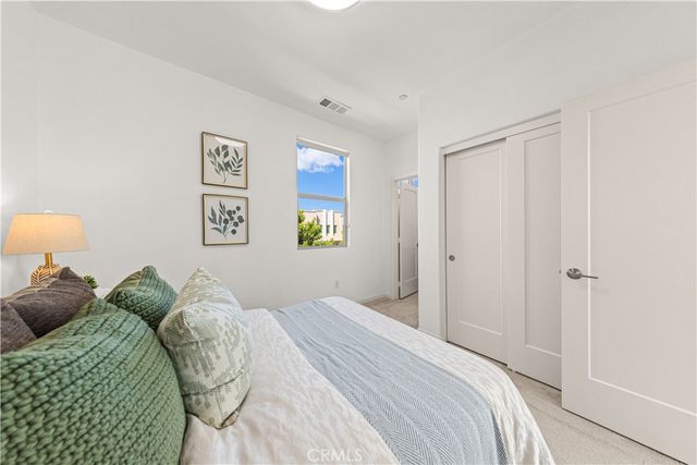 129 Terrapin, Irvine, CA 92618