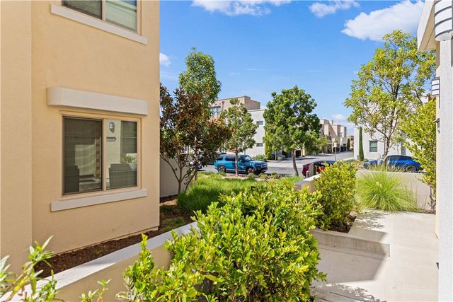 129 Terrapin, Irvine, CA 92618
