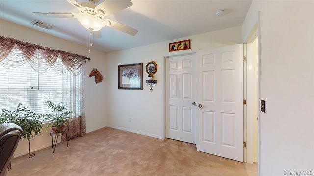 186 Bernstein Boulevard, Center Moriches, NY 11934