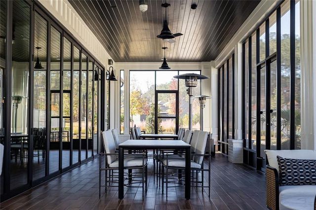 609 Brooke View Lane, Canton, GA 30115