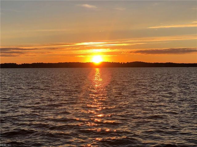 953 Old Ferry RD, Edenton, NC 27932