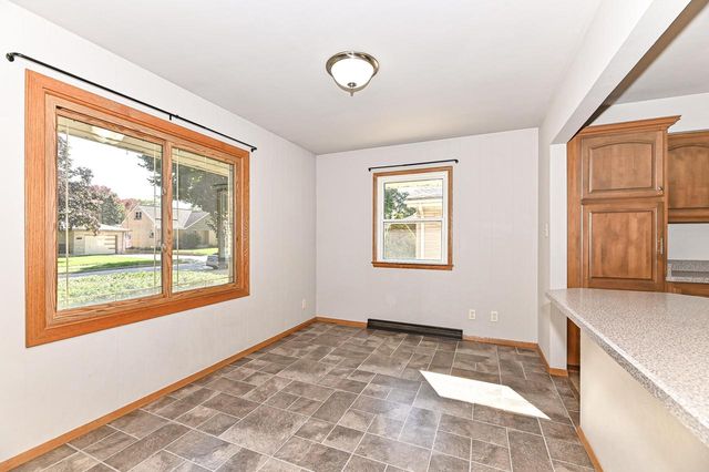2403 S 94th STREET, West Allis, WI 53227