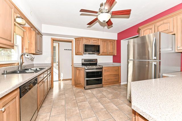 2403 S 94th STREET, West Allis, WI 53227