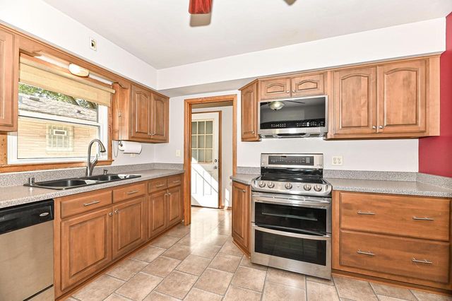 2403 S 94th STREET, West Allis, WI 53227