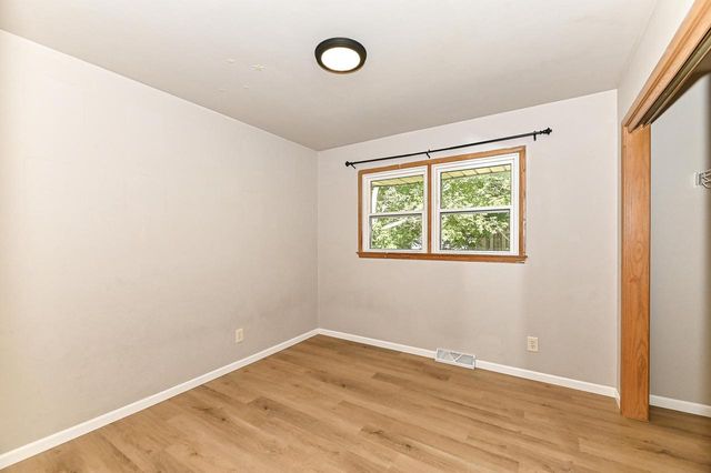 2403 S 94th STREET, West Allis, WI 53227