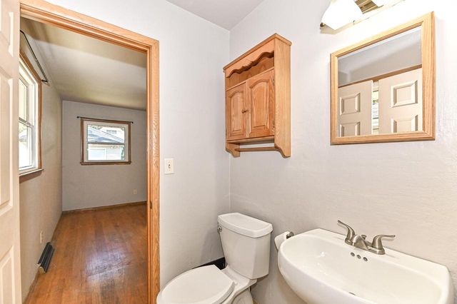2403 S 94th STREET, West Allis, WI 53227