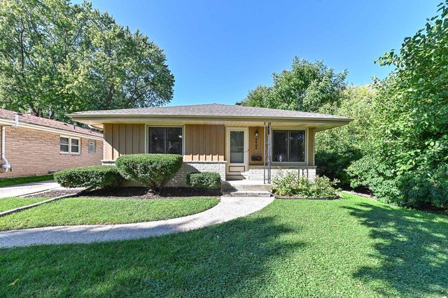 2403 S 94th STREET, West Allis, WI 53227