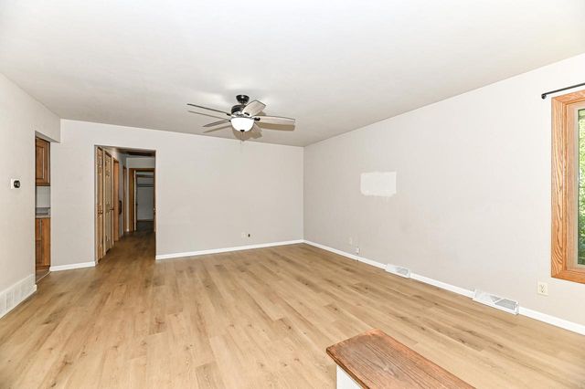 2403 S 94th STREET, West Allis, WI 53227