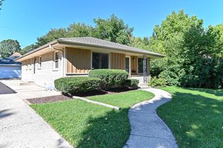 2403 S 94th STREET, West Allis, WI 53227