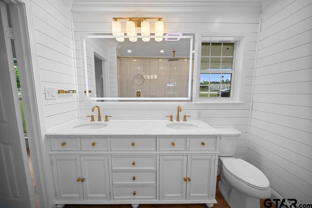 13070 County Road 285, Tyler, TX 75707