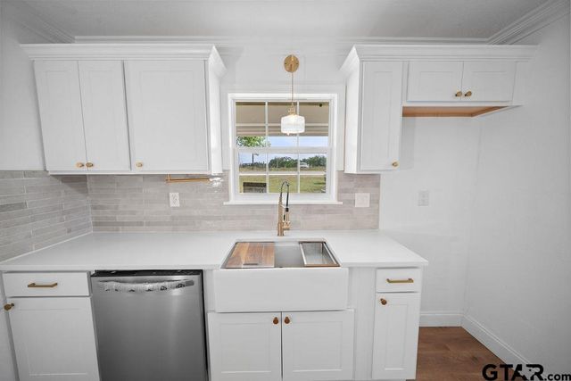 13070 County Road 285, Tyler, TX 75707