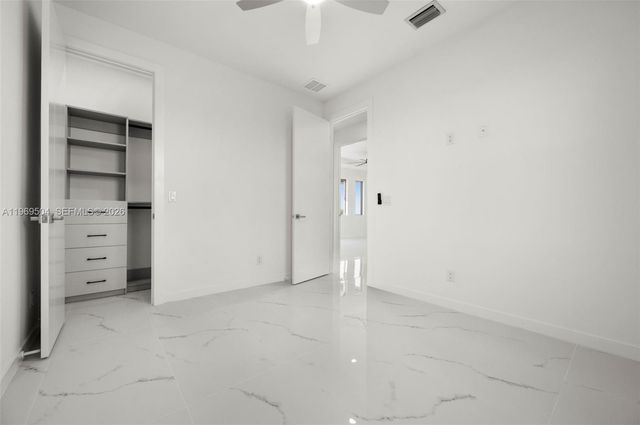 2827 NW 13th St, Cape Coral, FL 33993