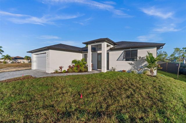 2827 NW 13th St, Cape Coral, FL 33993