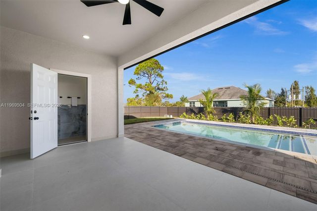 2827 NW 13th St, Cape Coral, FL 33993