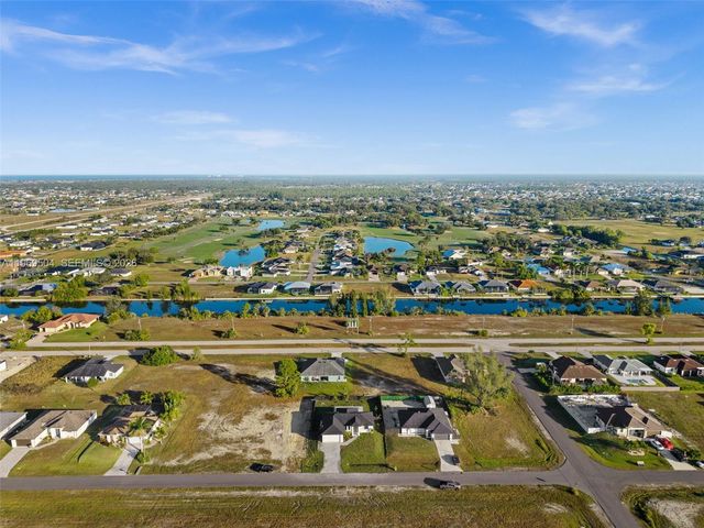 2827 NW 13th St, Cape Coral, FL 33993