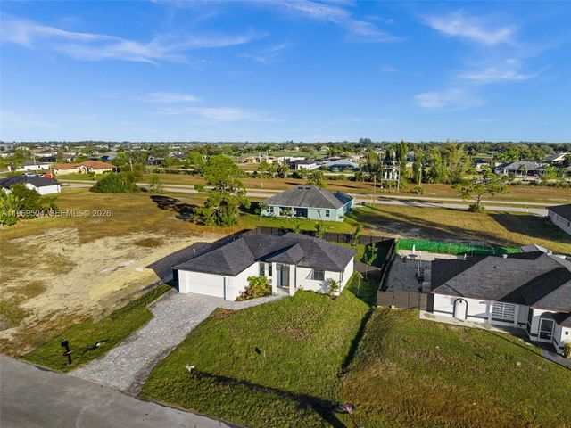 2827 NW 13th St, Cape Coral, FL 33993