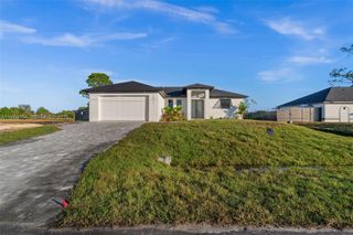 2827 NW 13th St, Cape Coral, FL 33993