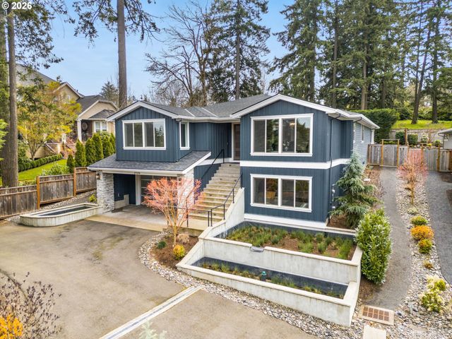 2126 WEMBLEY Pl, Lake Oswego, OR 97034