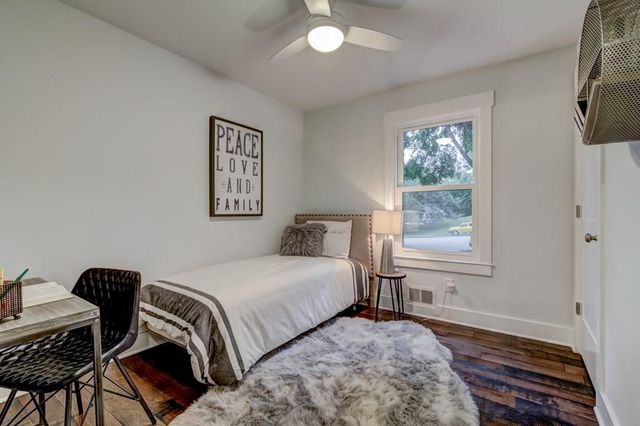 260 Moonshadow Court, Roswell, GA 30075