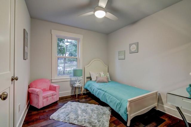 260 Moonshadow Court, Roswell, GA 30075