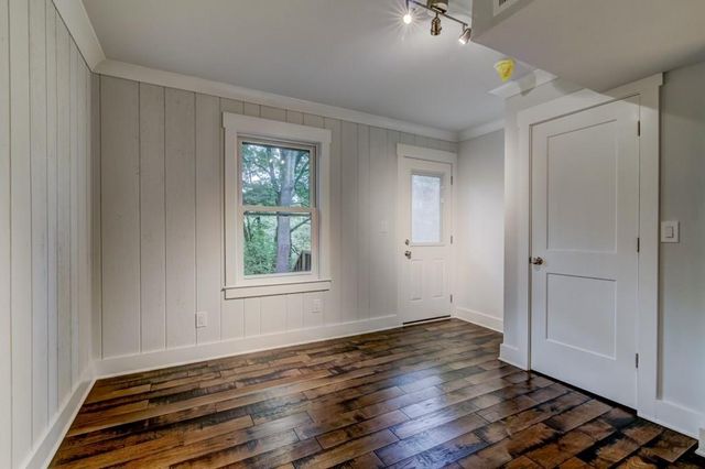 260 Moonshadow Court, Roswell, GA 30075