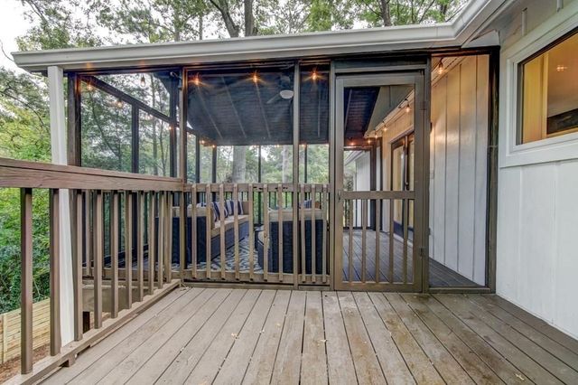 260 Moonshadow Court, Roswell, GA 30075