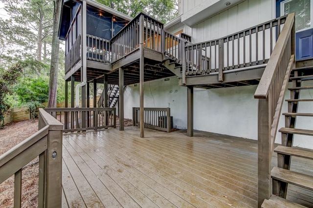 260 Moonshadow Court, Roswell, GA 30075