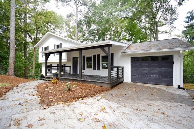 260 Moonshadow Court, Roswell, GA 30075