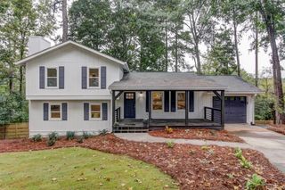 260 Moonshadow Court, Roswell, GA 30075