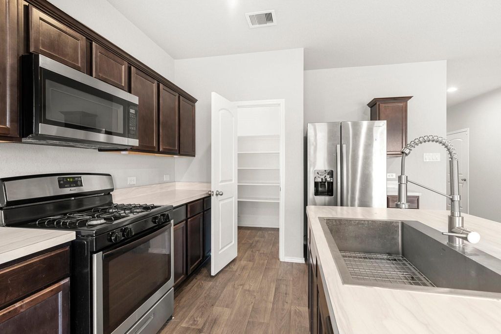 5506 Dover Terrace Way, Katy, TX 77449