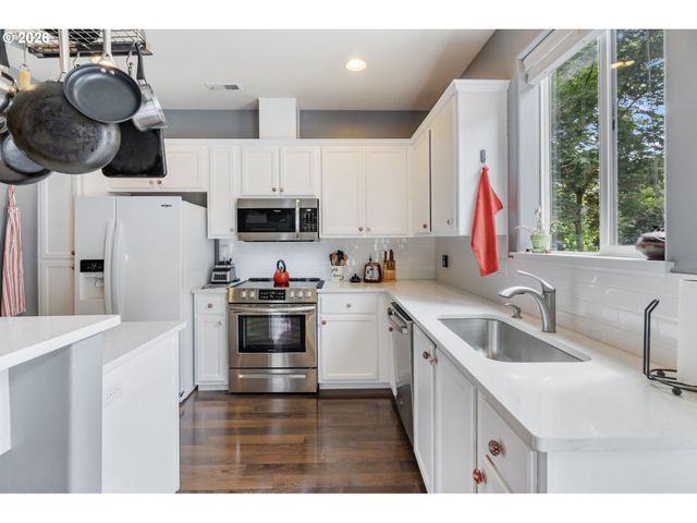9220 Sw CASCARA Ln, Tualatin, OR 97062