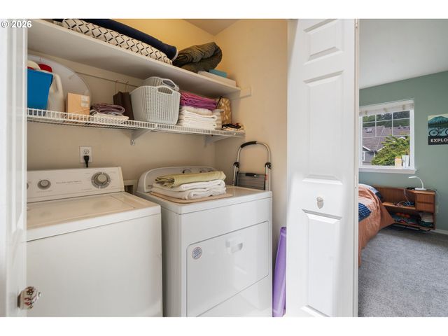 9220 Sw CASCARA Ln, Tualatin, OR 97062