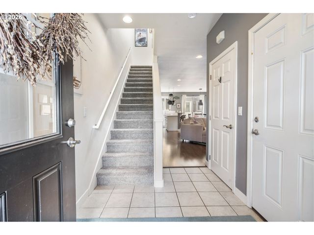 9220 Sw CASCARA Ln, Tualatin, OR 97062