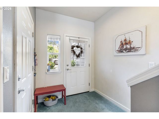 9220 Sw CASCARA Ln, Tualatin, OR 97062
