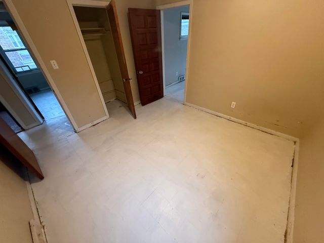 17697 Norborne, Redford, MI 48240