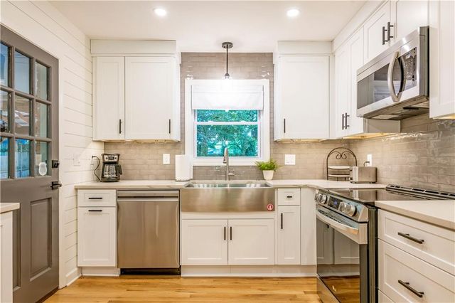 2907 Mount Olive Drive, Decatur, GA 30033