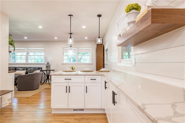 2907 Mount Olive Drive, Decatur, GA 30033