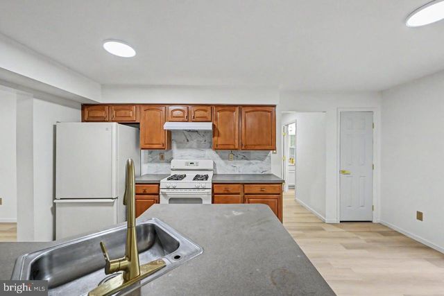 112 CEDAR LN, East Stroudsburg, PA 18302