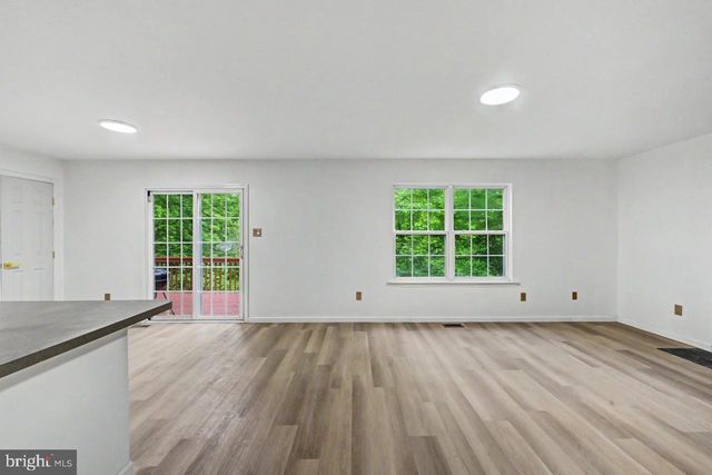 112 CEDAR LN, East Stroudsburg, PA 18302