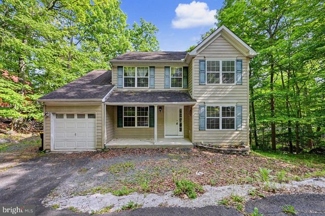 112 CEDAR LN, East Stroudsburg, PA 18302