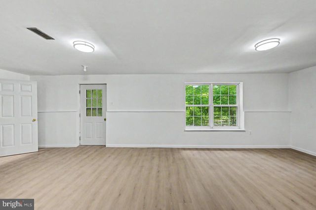 112 CEDAR LN, East Stroudsburg, PA 18302