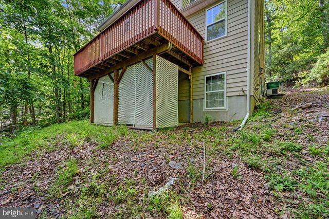 112 CEDAR LN, East Stroudsburg, PA 18302