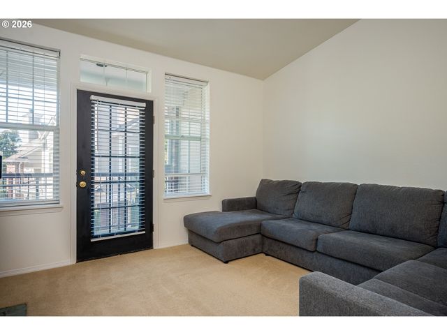 1220 Ne HORIZON Loop 106, Hillsboro, OR 97124