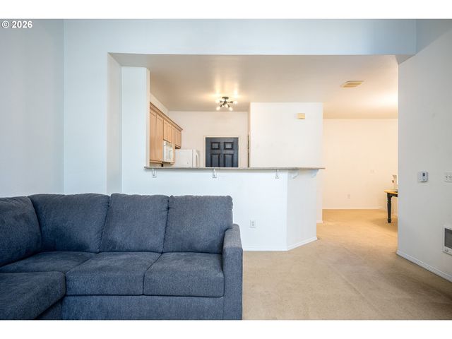 1220 Ne HORIZON Loop 106, Hillsboro, OR 97124