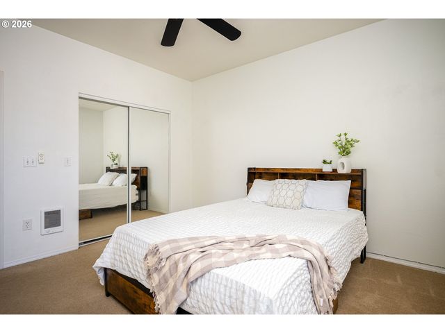 1220 Ne HORIZON Loop 106, Hillsboro, OR 97124