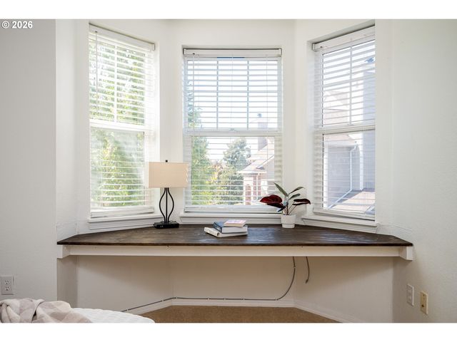 1220 Ne HORIZON Loop 106, Hillsboro, OR 97124