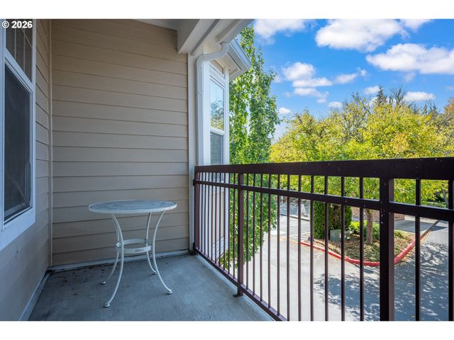 1220 Ne HORIZON Loop 106, Hillsboro, OR 97124