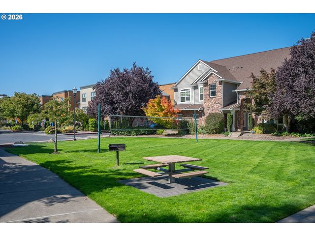 1220 Ne HORIZON Loop 106, Hillsboro, OR 97124