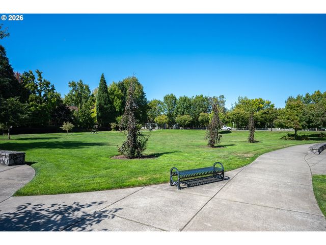 1220 Ne HORIZON Loop 106, Hillsboro, OR 97124